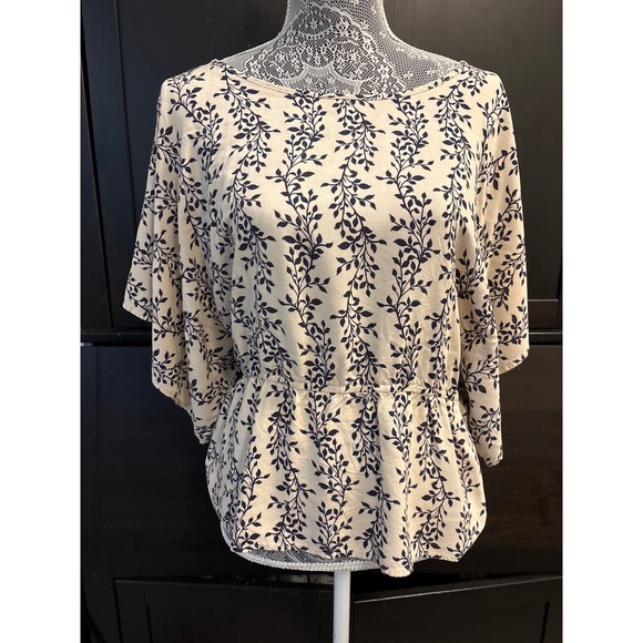 Cynthia Rowley Floral Print Blouse Top Womens Medium Beige Navy Blue - Picture 1 of 7